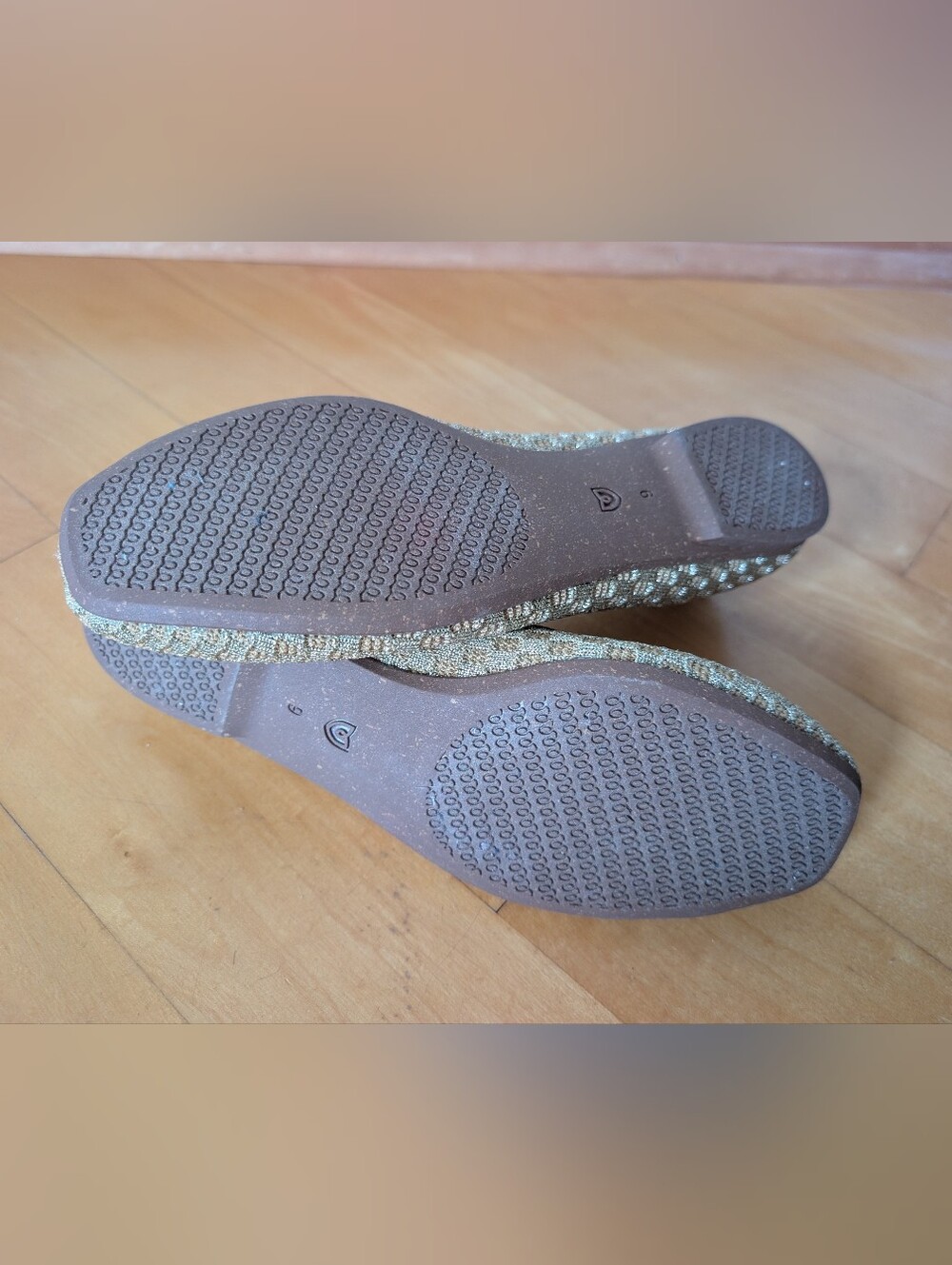 New Rothys Ballet Flats Gold Tan Checker 9 - Picture 3 of 4